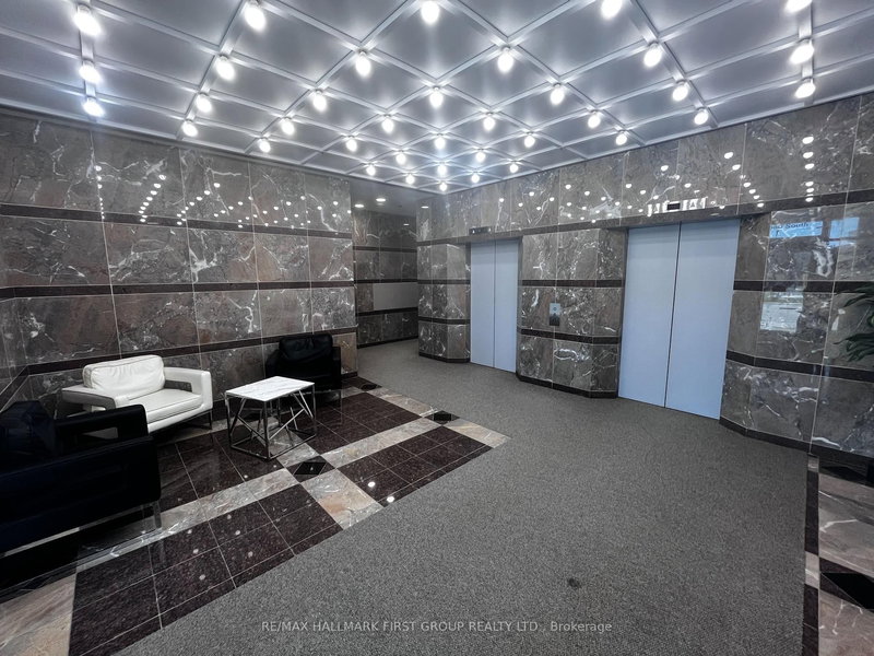 303 - 230 Westney Rd S, Ajax, L1S 2C9 | Image 3