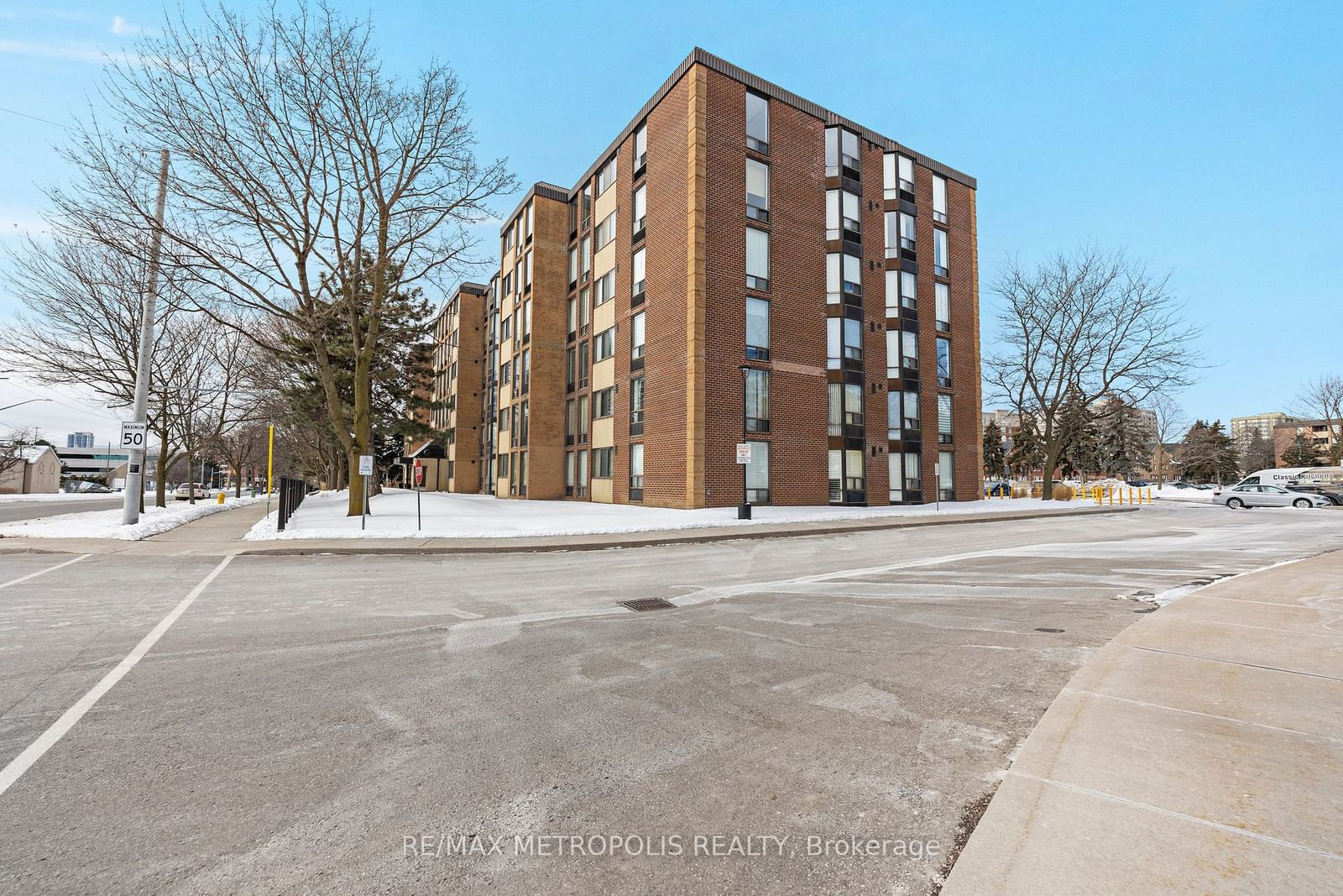 Condo sold at 507-1530 Pickering Pkwy, Pickering, Town Centre, L1V 3V8 - MLS: E11971606