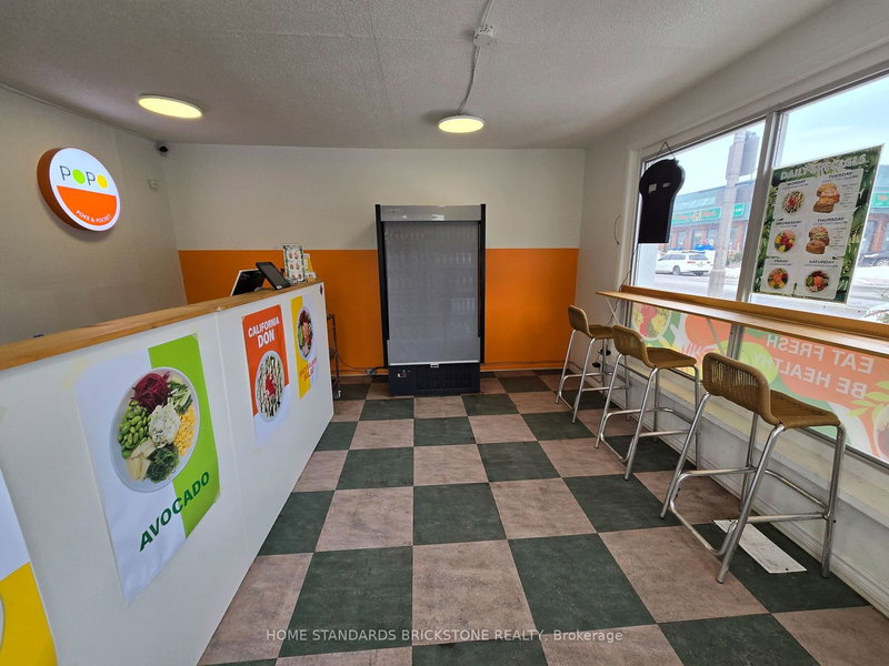 31 Bond St E, Oshawa, L1G 1A8 | Image 3