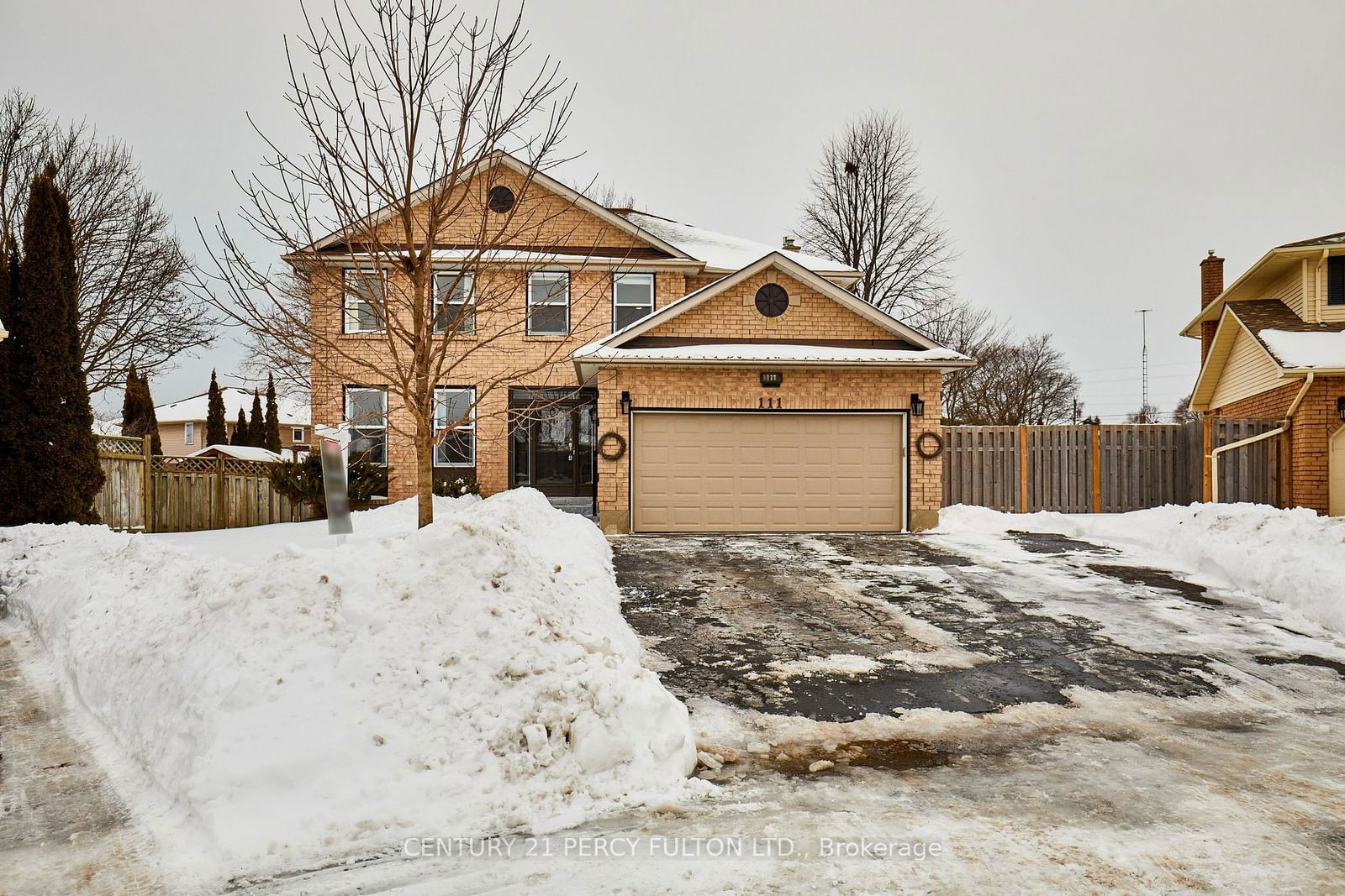 Detached House sold at 111 FOXHUNT Trail, Clarington, Courtice, L1E 1E1 - MLS: E11972076