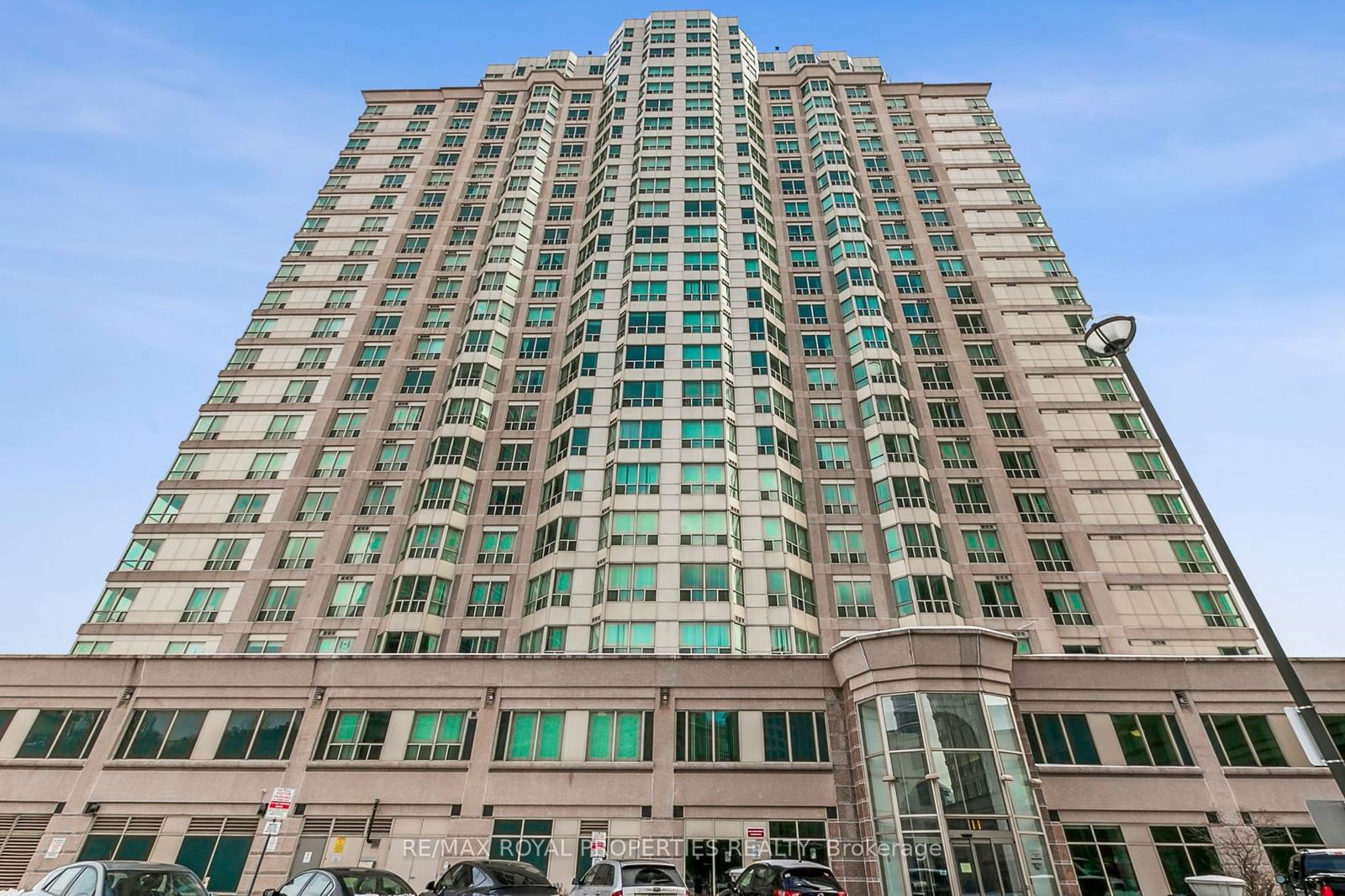 Condo for sale at 1002-11 Lee Centre Drive, Toronto, Woburn, M1H 3J5 - MLS: E11972217