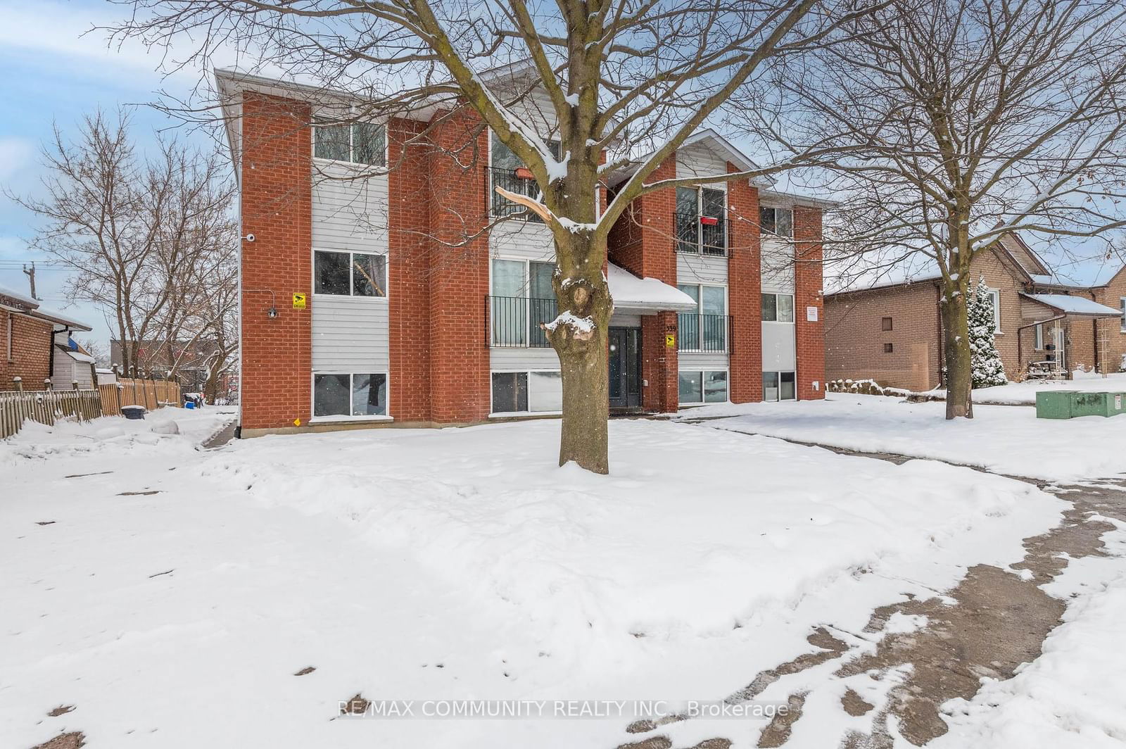 Condo for lease at 202-339 Buena Vista Avenue, Oshawa, McLaughlin, L1J 2M6 - MLS: E11972283