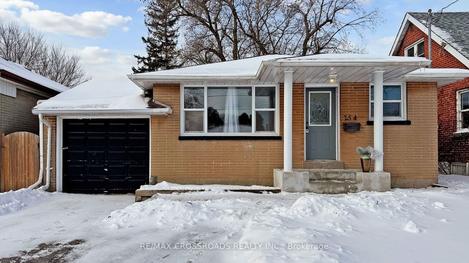 Detached House for lease at Main-254 Wilson Road, Oshawa, Central, L1H 6C3 - MLS: E11972306