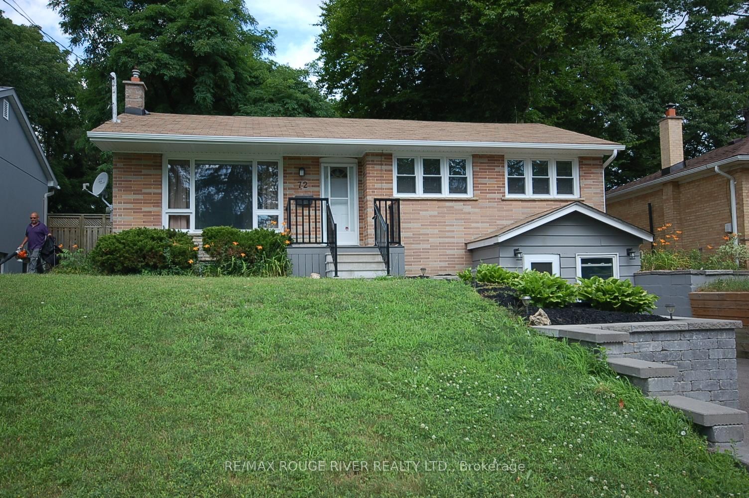 Detached House leased at 72 Lawson Road, Toronto, Centennial Scarborough, M1C 2J2 - MLS: E11972560