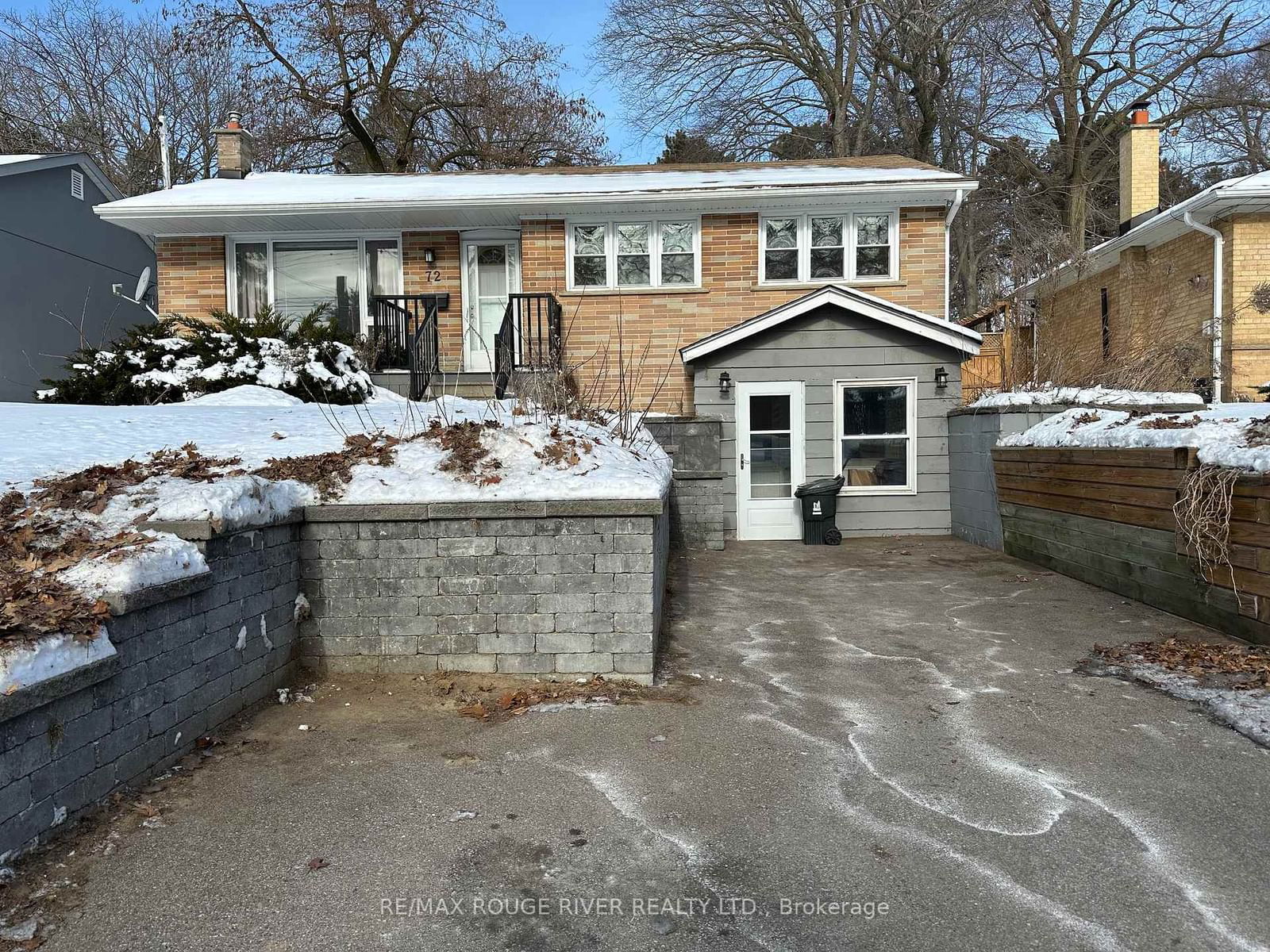 Detached House leased at 72 Lawson Road, Toronto, Centennial Scarborough, M1C 2J2 - MLS: E11972560