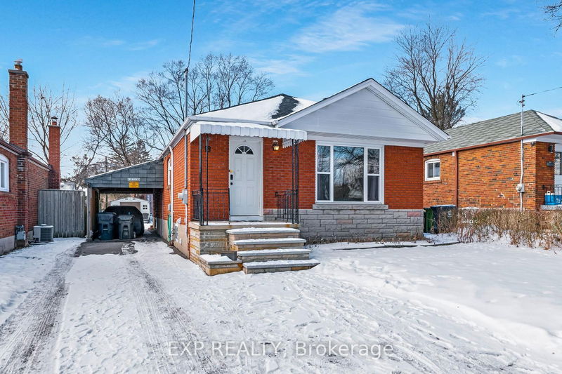 home for sale on 18 Lewiston Road