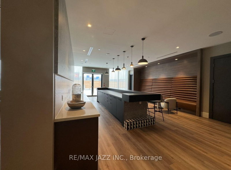 1508 - 2545 Simcoe St N, Oshawa, L1L 0W3 | Image 3