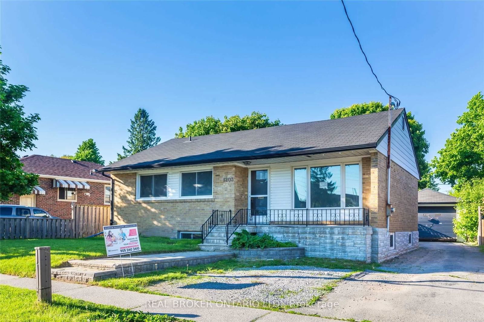 Detached House for lease at Bsmt-1203 Wecker Drive, Oshawa, Lakeview, L1J 3N9 - MLS: E11973290