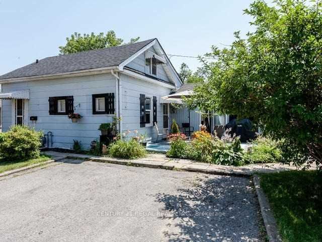 Detached House for sale at 329 Division Street, Oshawa, O'Neill, L1G 5M6 - MLS: E11973844