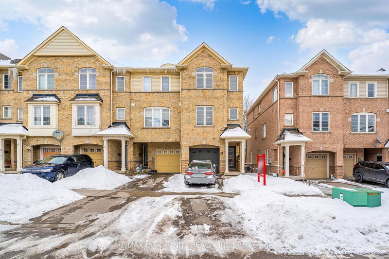 31 Cullcastle St, Ajax - South West image-0-0