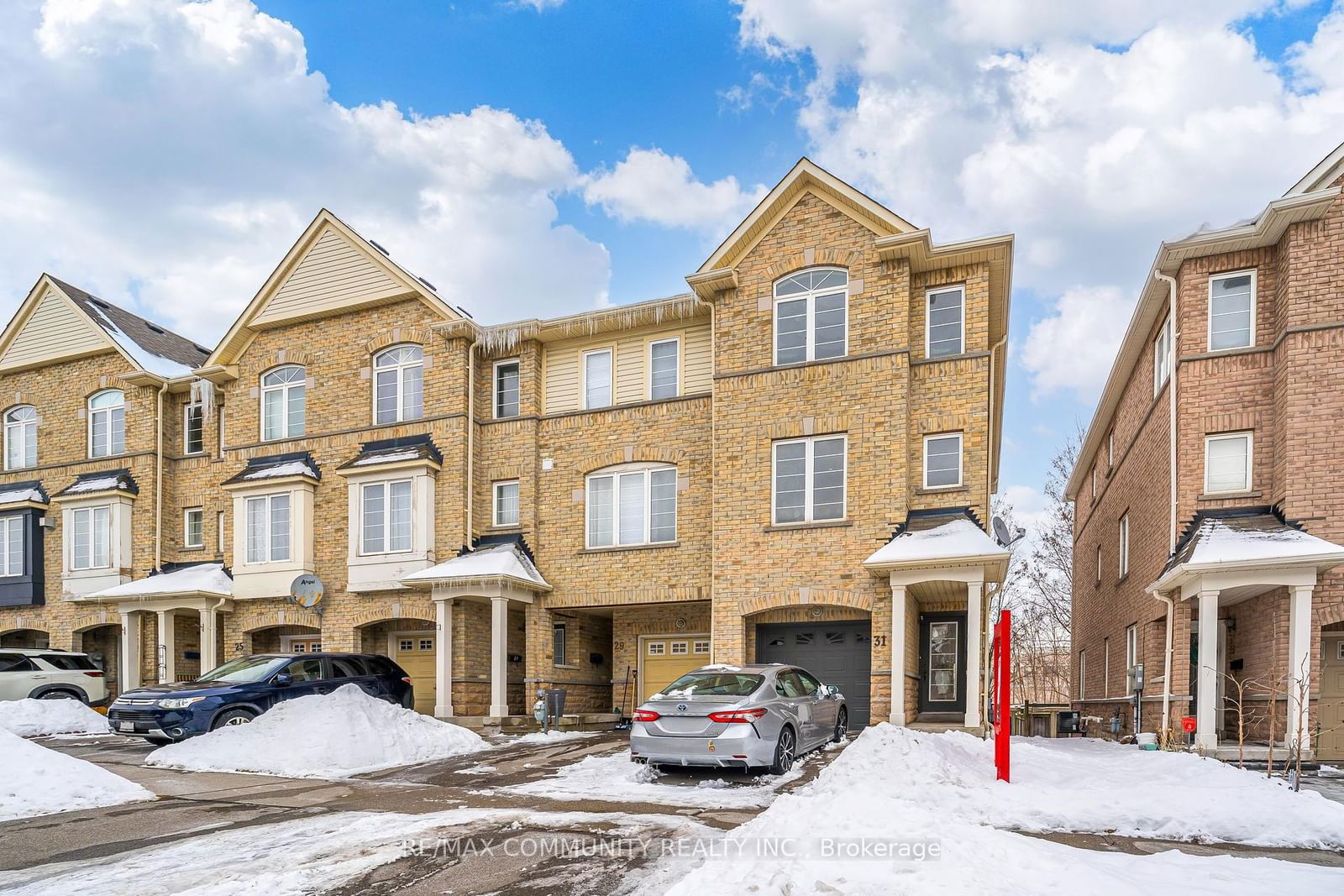 Townhouse for sale at 31 Cullcastle Street, Ajax, South West, L1S 0B1 - MLS: E11974017