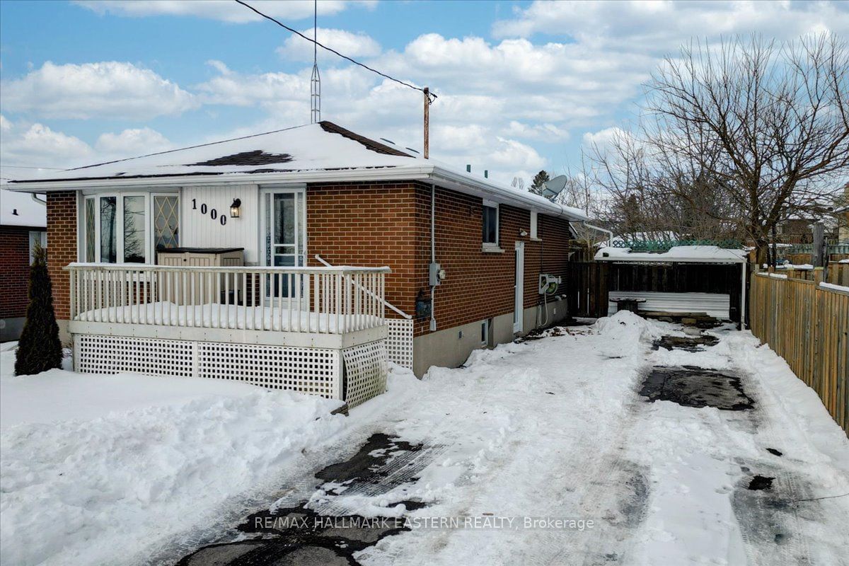 Detached House for sale at 1000 Applegrove Avenue, Oshawa, Donevan, L1H 1S7 - MLS: E11974034