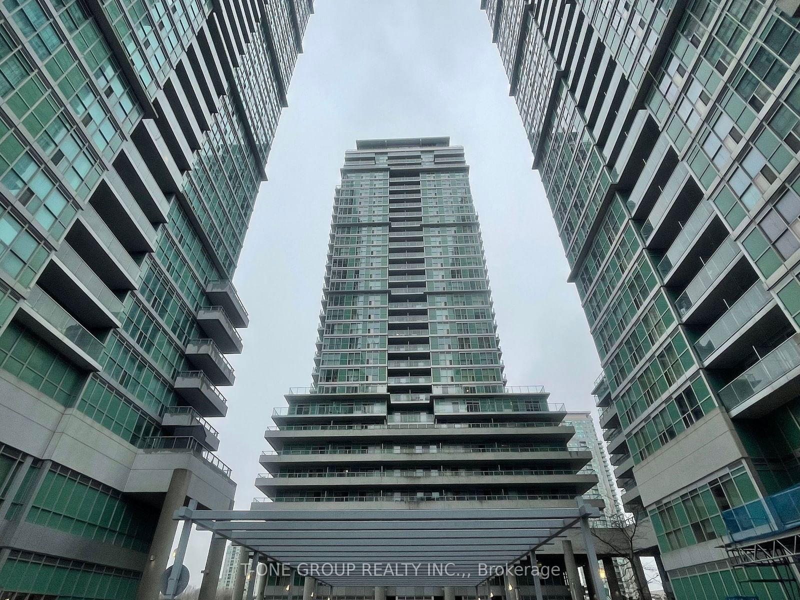 Condo for lease at 1402-60 Town Centre Court, Toronto, Bendale, M1P 0B1 - MLS: E11974233