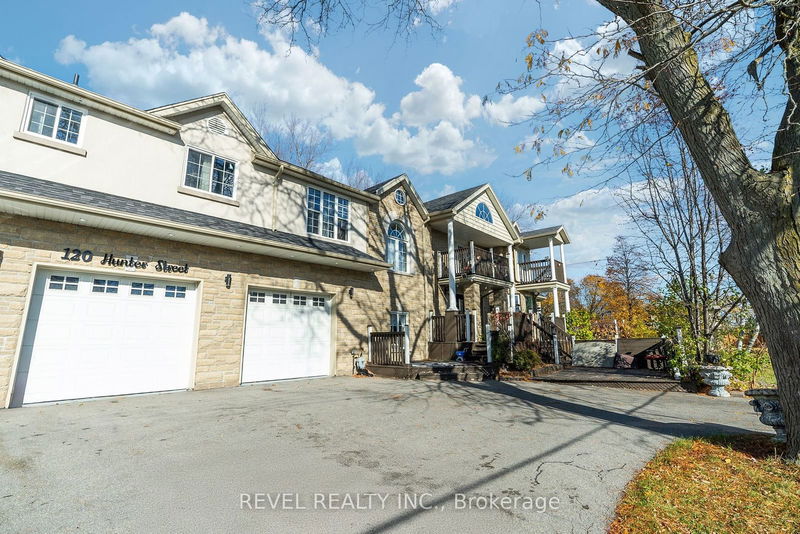 Unit Upper — 120 Hunter St, Whitby - Blue Grass Meadows image-0-0