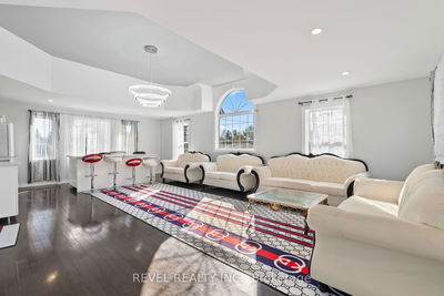 Unit Upper — 120 Hunter St, Whitby - Blue Grass Meadows image-0-3