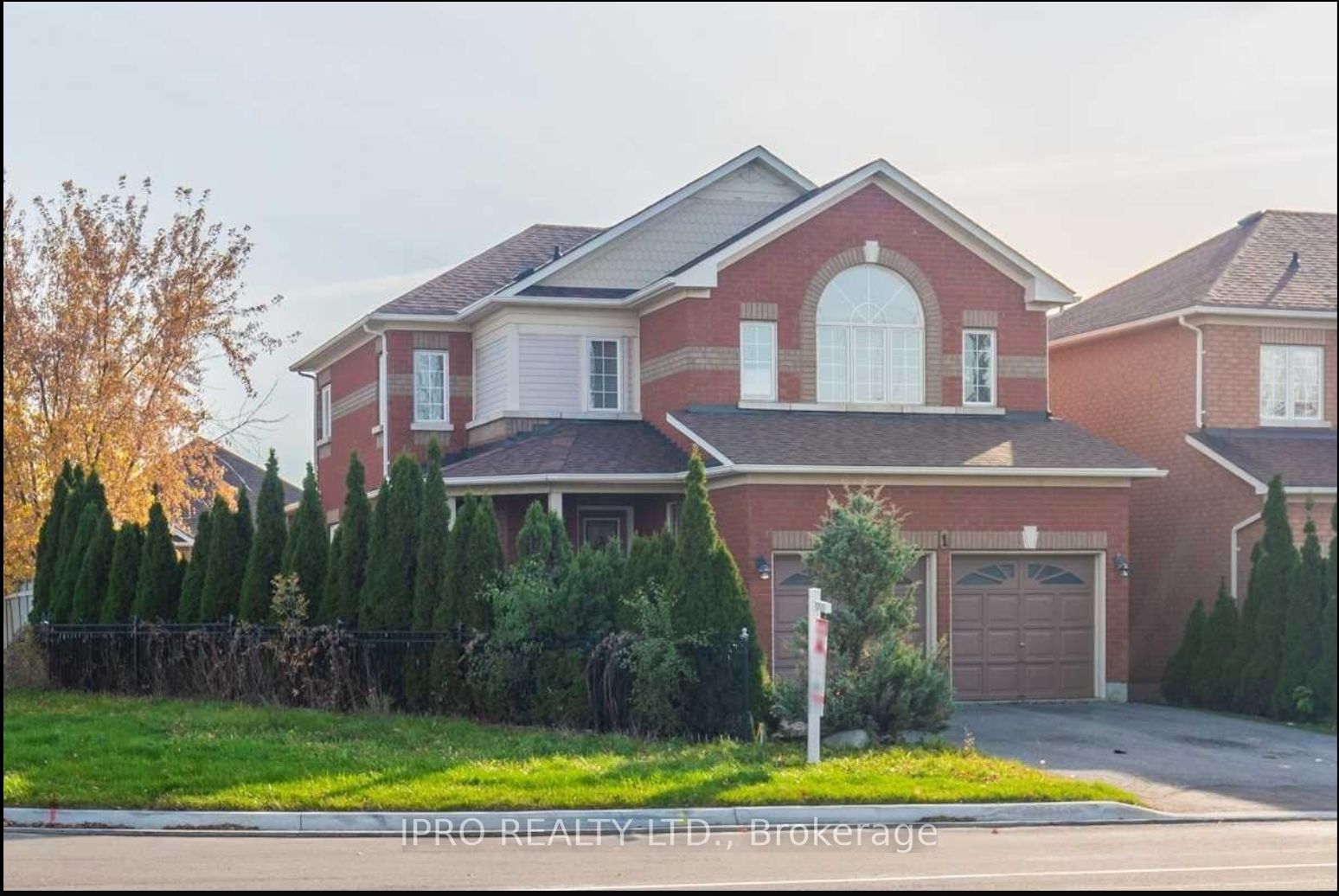 Detached House for sale at 1 James Rowe Drive, Whitby, Pringle Creek, L1R 2X8 - MLS: E11974550