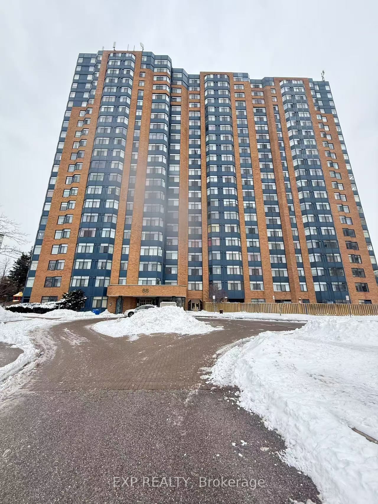 Condo for lease at 2005-88 Alton Towers Circle, Toronto, Milliken, M1V 5C5 - MLS: E11974862