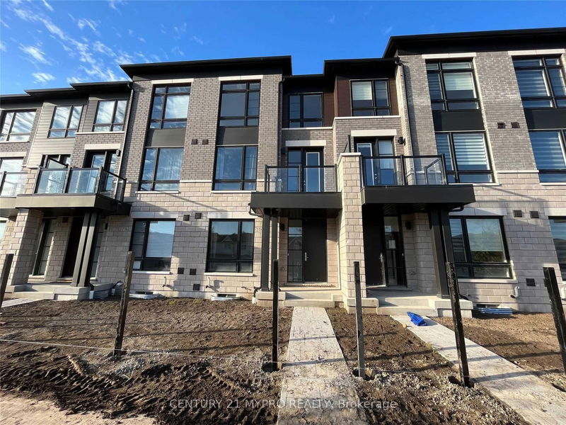 home for lease on 278 Carnwith Drive E