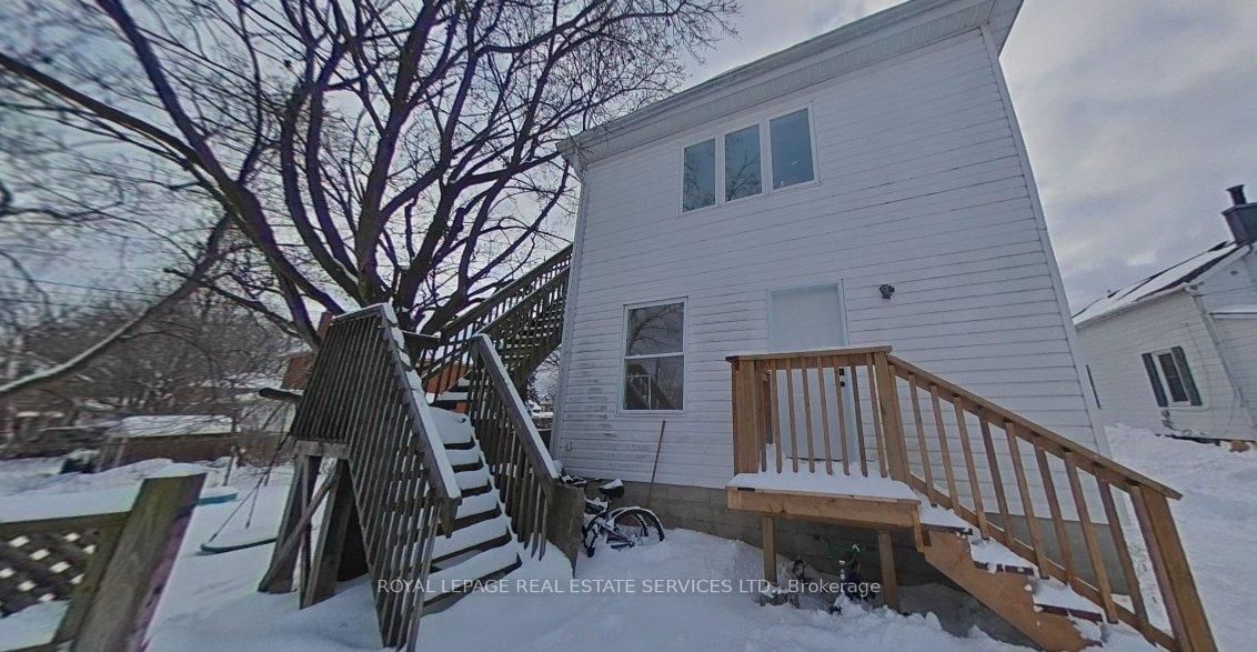 Semi-Detached House for lease at REAR-209 Kendal Avenue, Oshawa, O'Neill, L1G 5B4 - MLS: E11975159