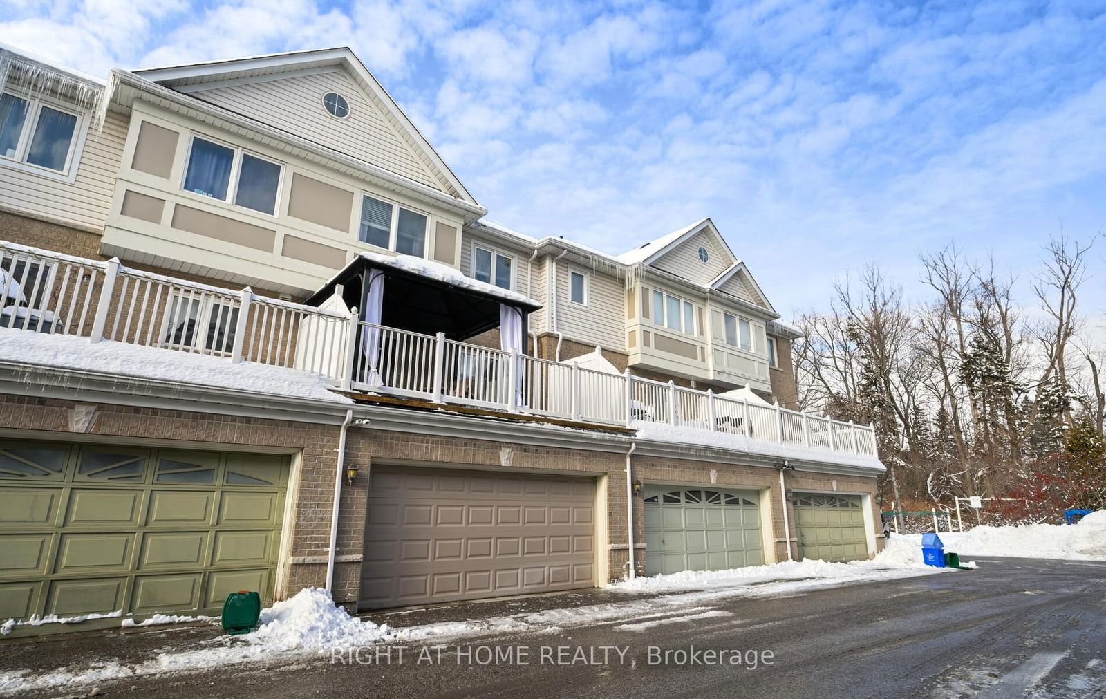 Townhouse sold at 78-1850 Kingston Road, Pickering, Village East, L1V 0A2 - MLS: E11975850