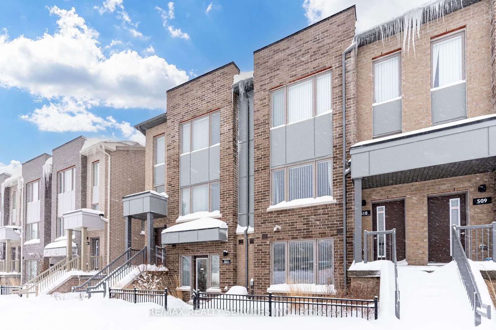 Townhouse leased at 511-1525 Kingston Road, Pickering, Town Centre, L1V 0E9 - MLS: E11976350