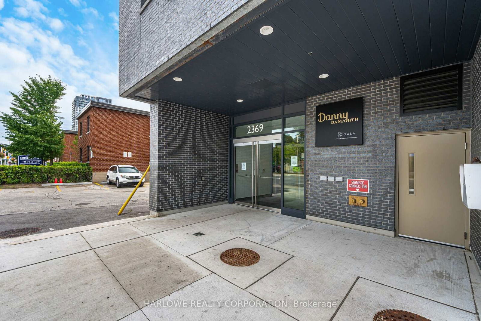 Condo for lease at 811-2369 Danforth Avenue, Toronto, East End-Danforth, M4C 0B1 - MLS: E11976600