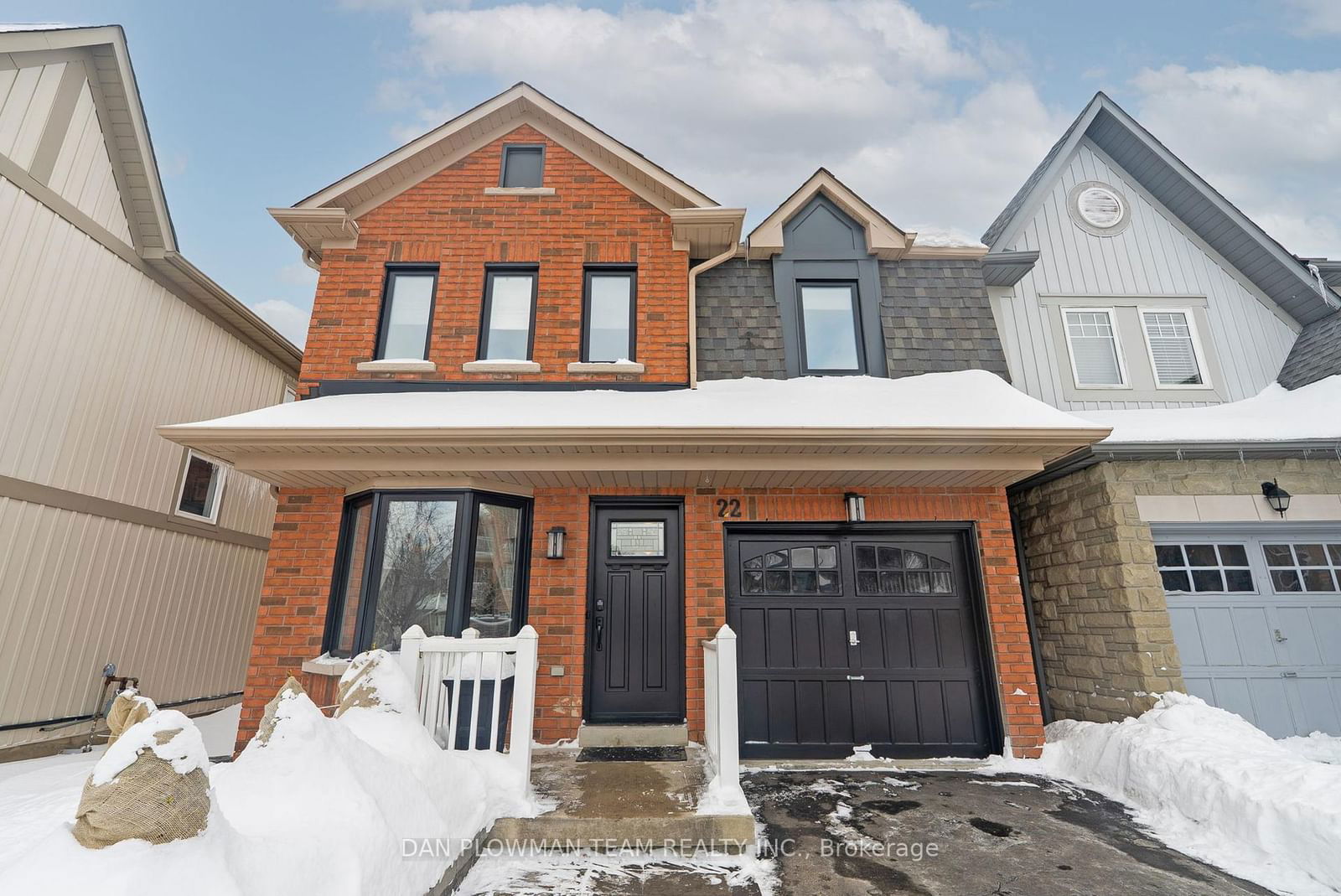 Detached House for sale at 22 Breezewood Court, Whitby, Brooklin, L1M 2L4 - MLS: E11976714