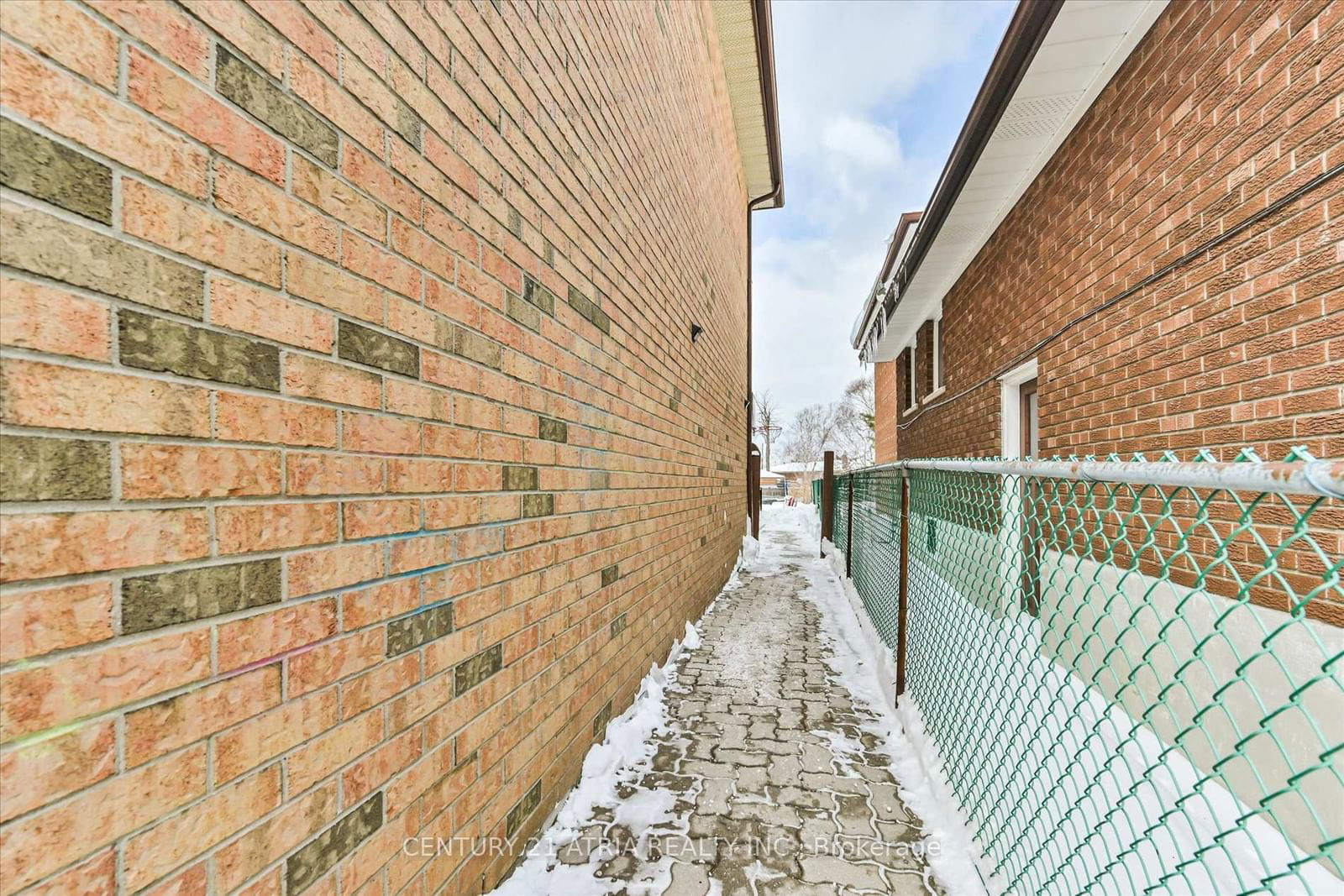 Detached House for lease at bsmt-6 Nelson Street, Toronto, Eglinton East, M1J 2V3 - MLS: E11976779