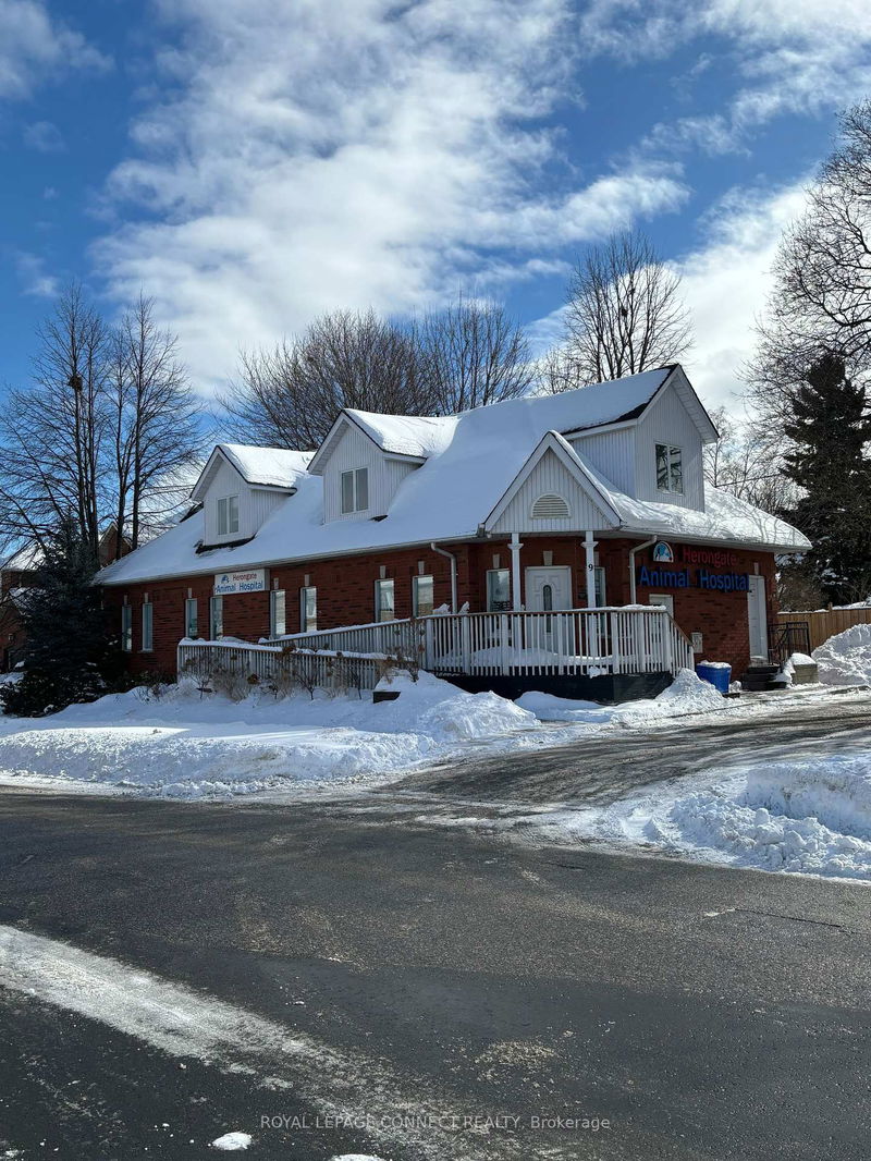 home for lease on Unit 2-9 Doric Street