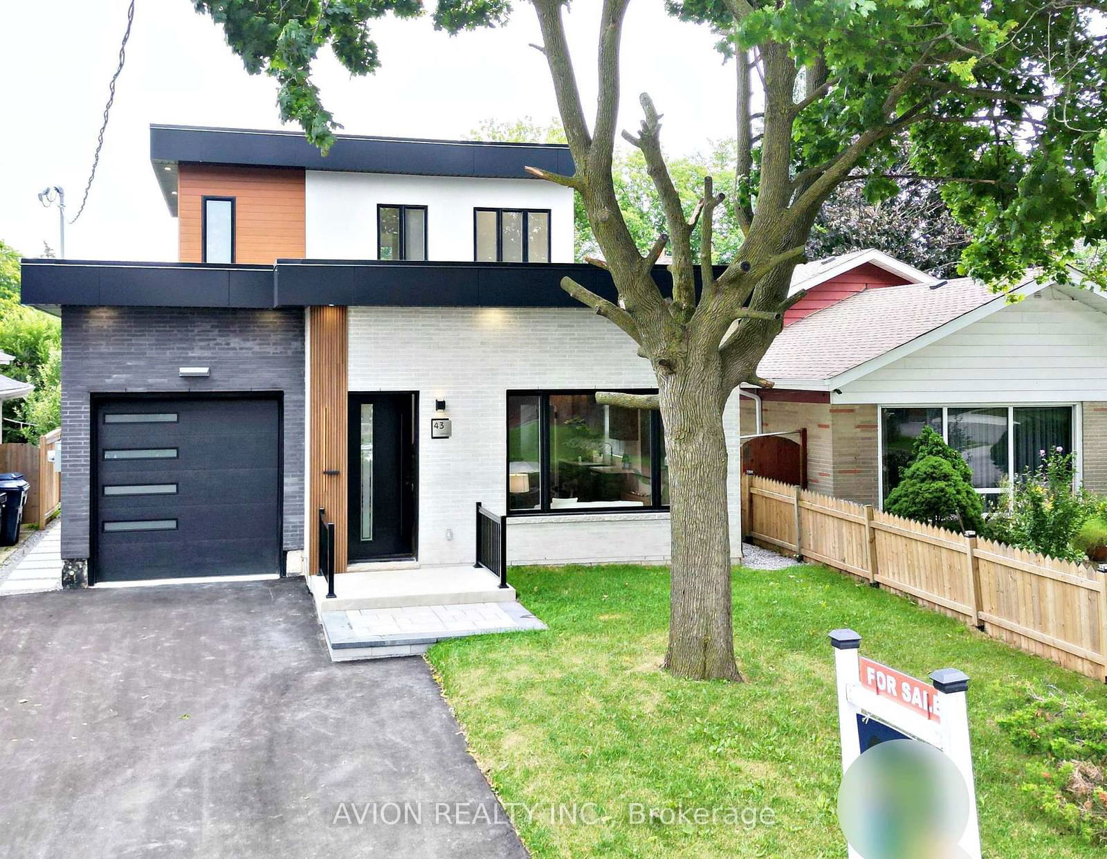 Detached House for sale at 43 Haileybury Drive, Toronto, Bendale, M1K 4X7 - MLS: E11976961