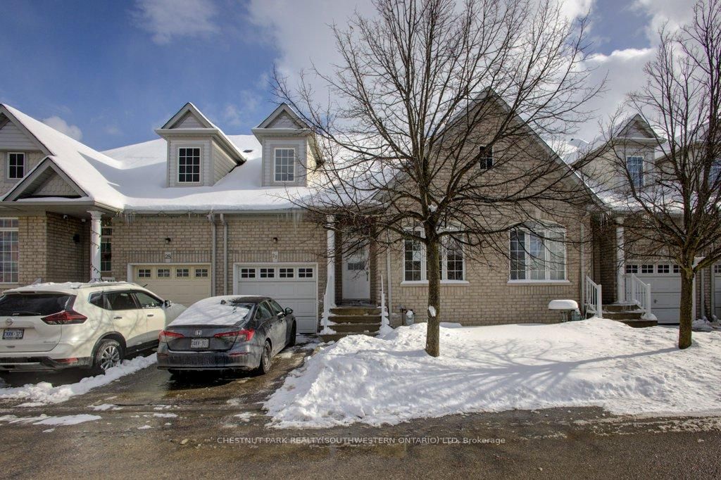 Townhouse for sale at 27-19 Niagara Drive, Oshawa, Samac, L1G 8G2 - MLS: E11977019