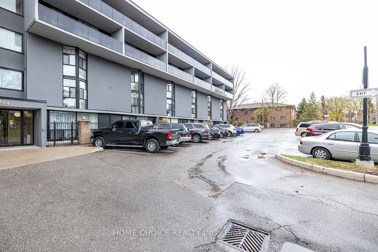 Condo for sale at 412-454 Centre Street, Oshawa, Central, L1H 4C2 - MLS: E11977901