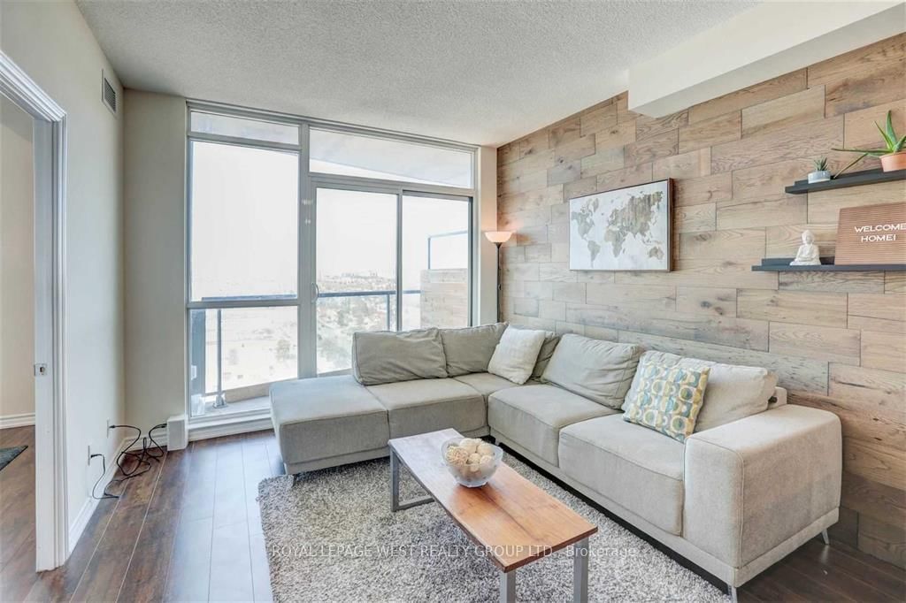 Condo sold at 2104-1328 Birchmount Road, Toronto, Wexford-Maryvale, M1R 0B6 - MLS: E11977913