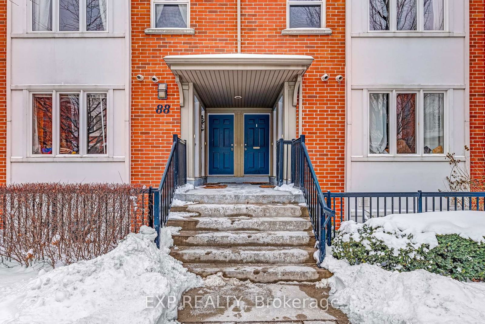 Townhouse sold at 5-88 Munro Street, Toronto, South Riverdale, M4M 2S9 - MLS: E11977954