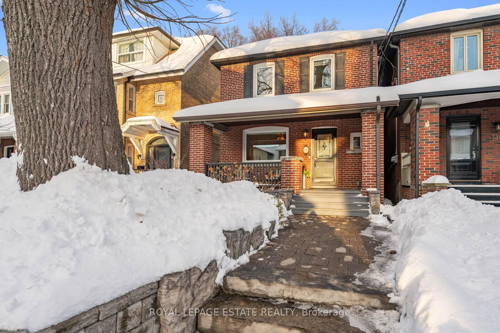 Detached House sold at 135 Bingham Avenue, Toronto, The Beaches, M4E 3R2 - MLS: E11977960