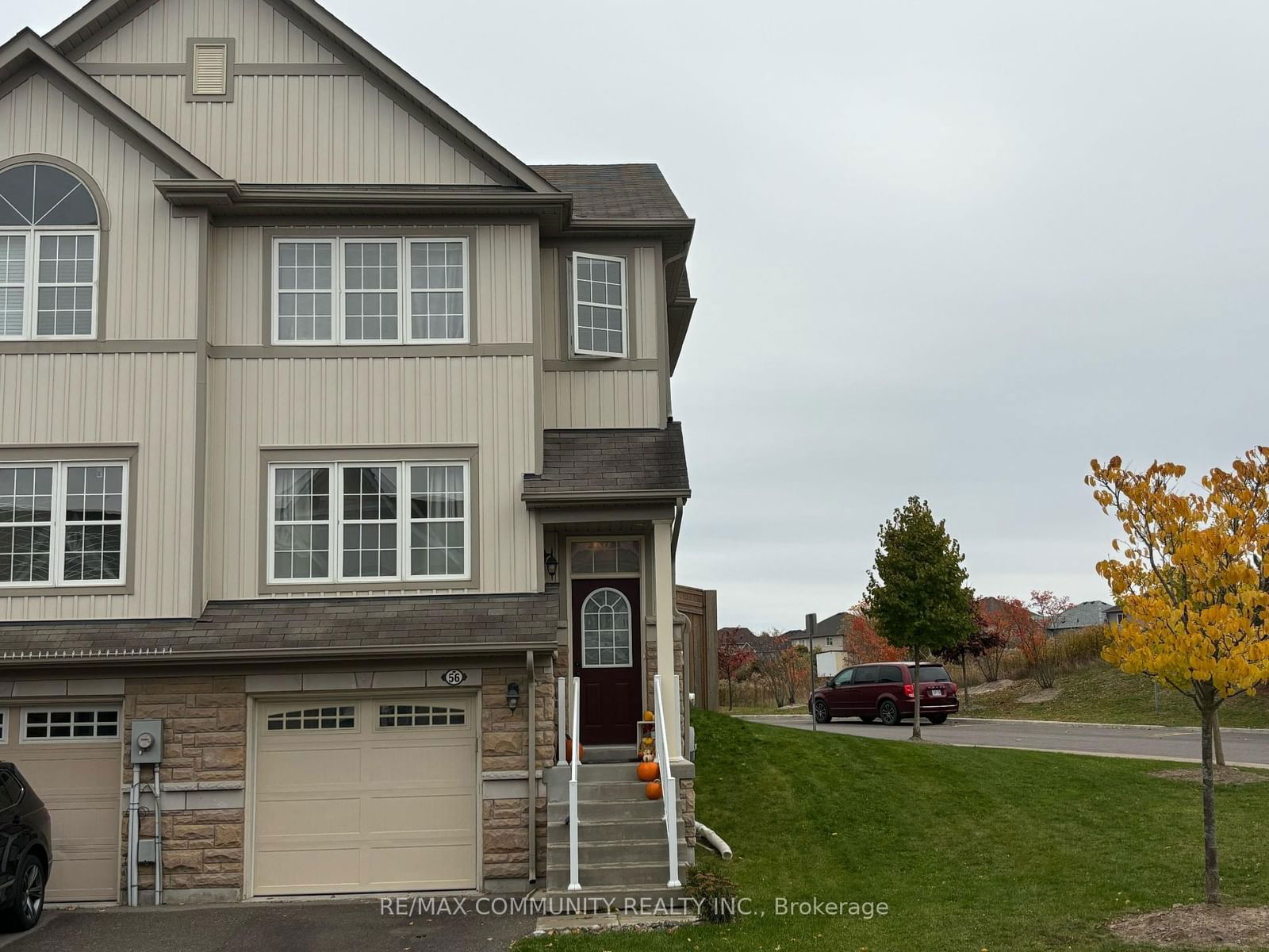 Townhouse for sale at 56 Farmstead Drive, Clarington, Bowmanville, L1C 0K9 - MLS: E11978047