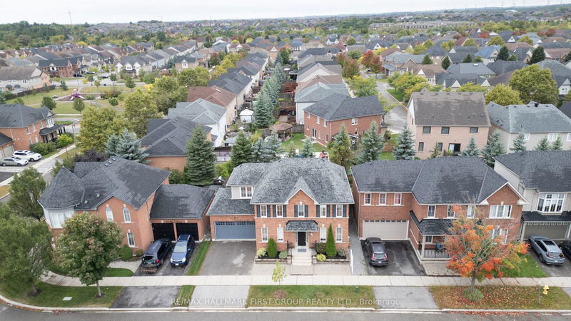 68 Mcnicol Cres, Ajax - Northeast Ajax image-0-0