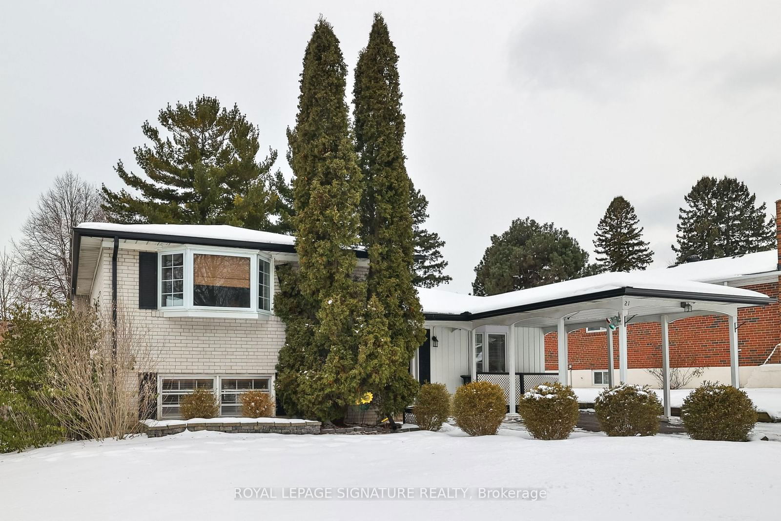 Detached House for sale at 21 Griselda Crescent, Toronto, Woburn, M1G 3P5 - MLS: E11978246