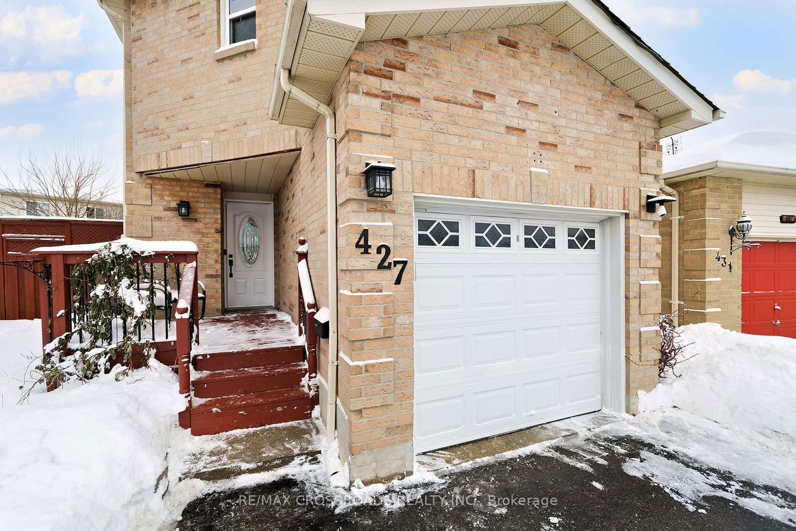 Detached House for sale at 427 Leeds Court, Oshawa, Vanier, L1J 8J2 - MLS: E11978731