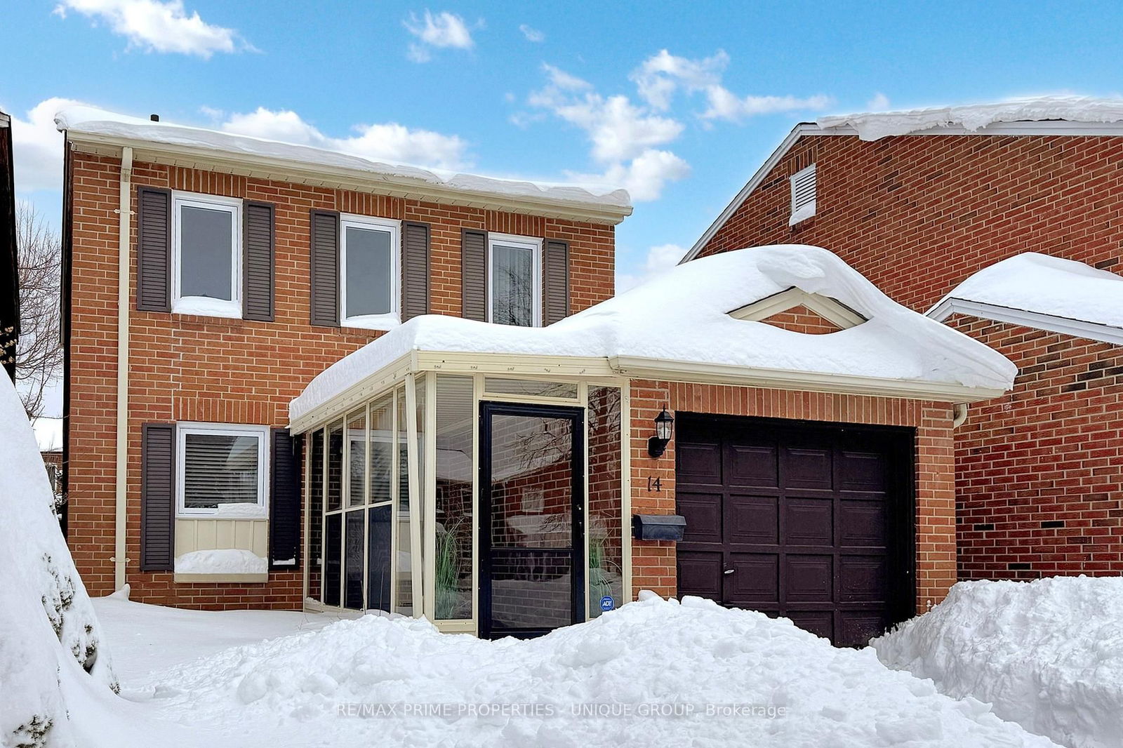 Detached House sold at 14 Mossbrook Crescent, Toronto, Steeles, M1W 2W9 - MLS: E11978839