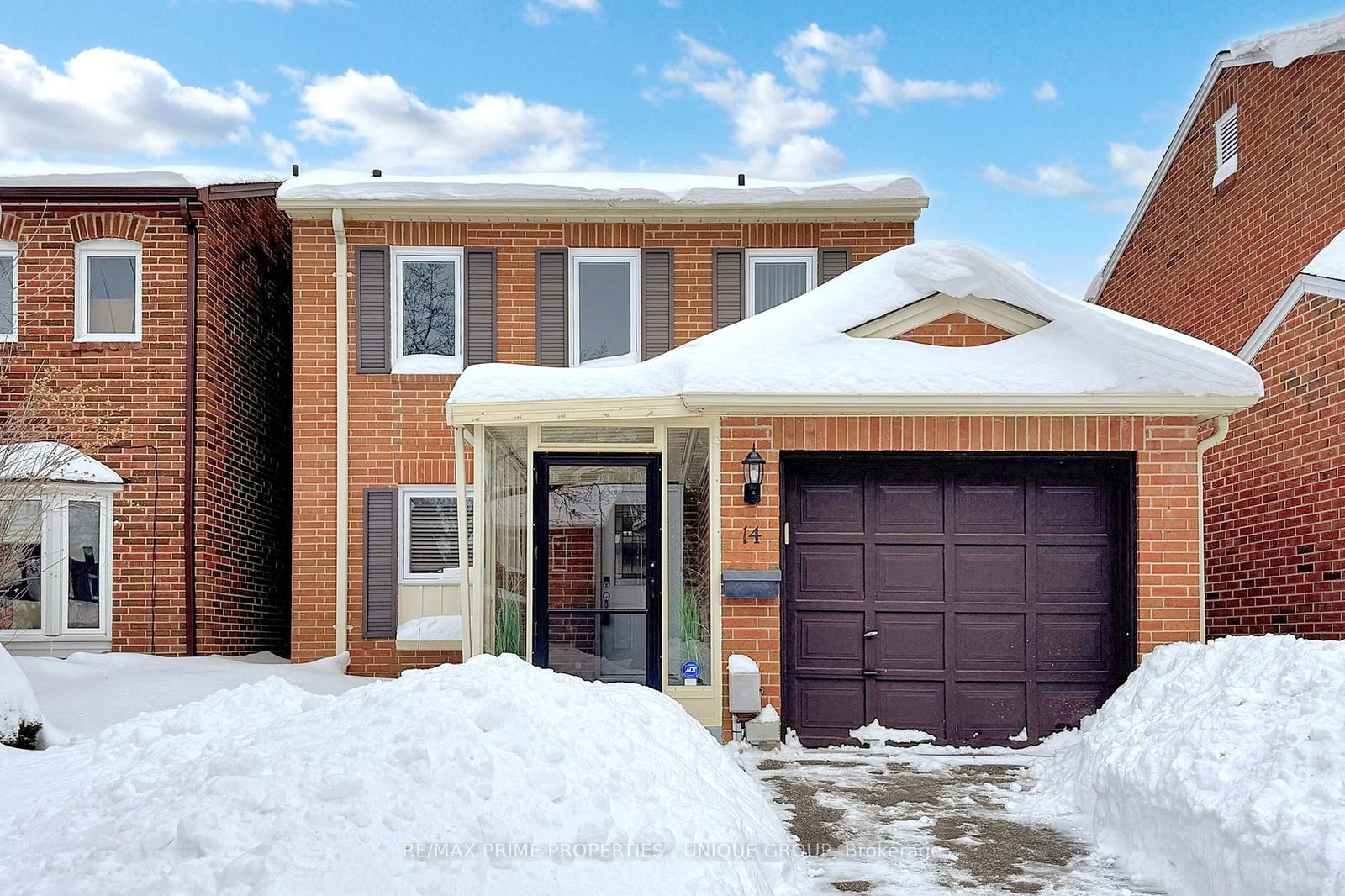 Detached House sold at 14 Mossbrook Crescent, Toronto, Steeles, M1W 2W9 - MLS: E11978839