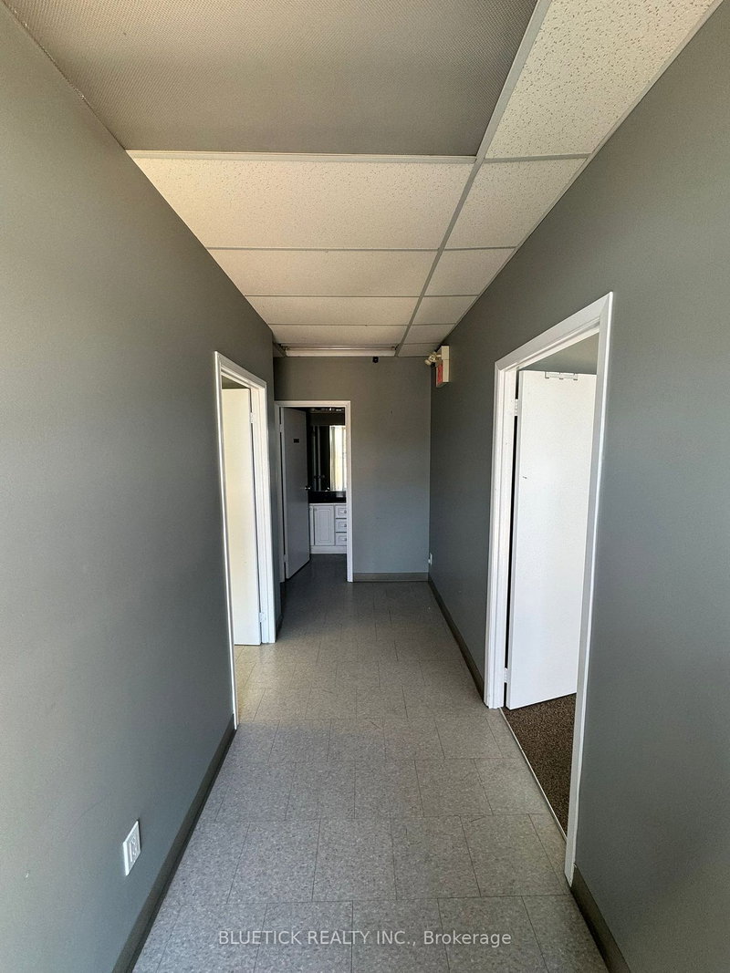 10A - 202 South Blair St, Whitby, L1N 8X9 | Image 2