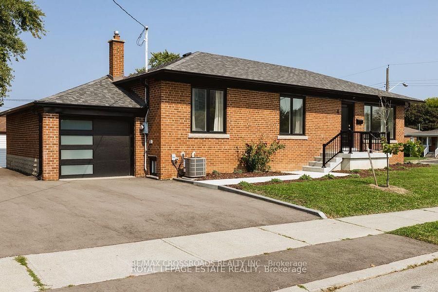 Detached House for lease at 4 DULVERTON Road, Toronto, Dorset Park, M1P 1G4 - MLS: E11979459