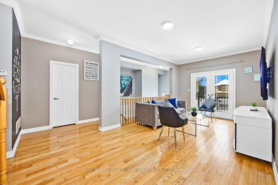 80 Wimbledon Crt, Whitby - Williamsburg image-0-2