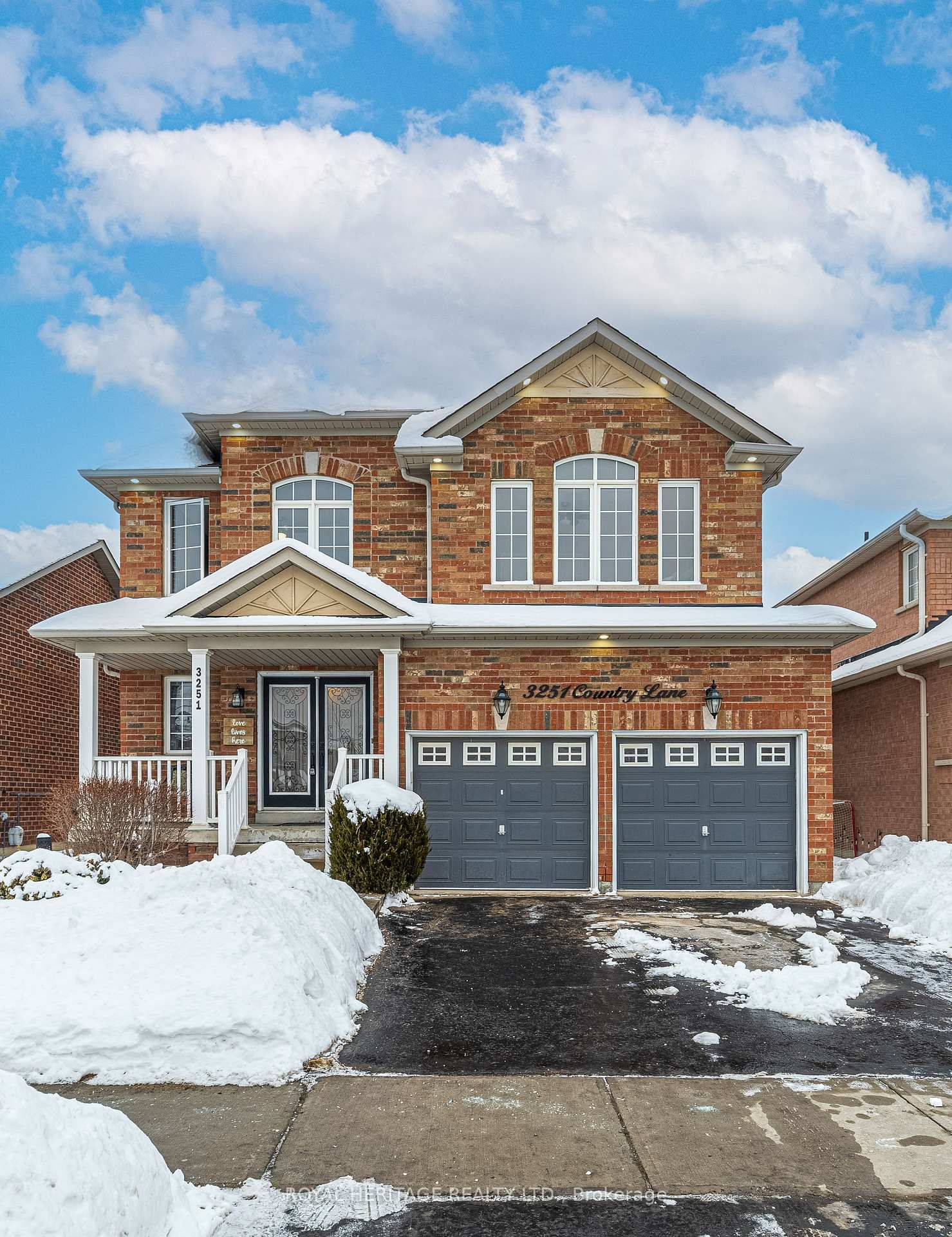 Detached House for sale at 3251 Country Lane, Whitby, Williamsburg, L1P 1T5 - MLS: E11980399