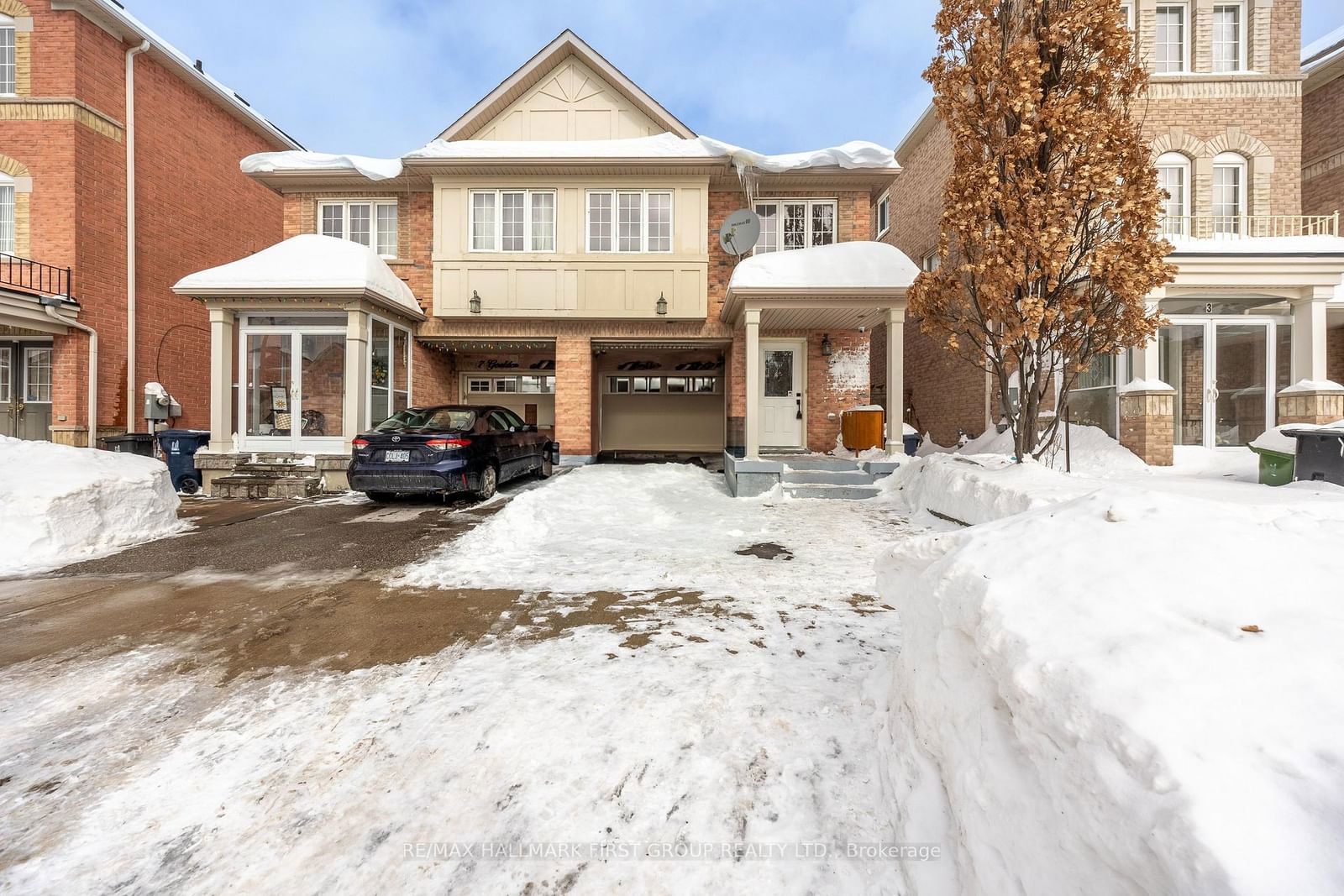 Semi-Detached House for sale at 5 Goulden Crescent, Toronto, Clairlea-Birchmount, M1L 0A8 - MLS: E11980826