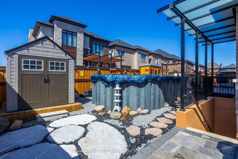 13 Arksey St, Whitby, L1P 0G5 | Image 2