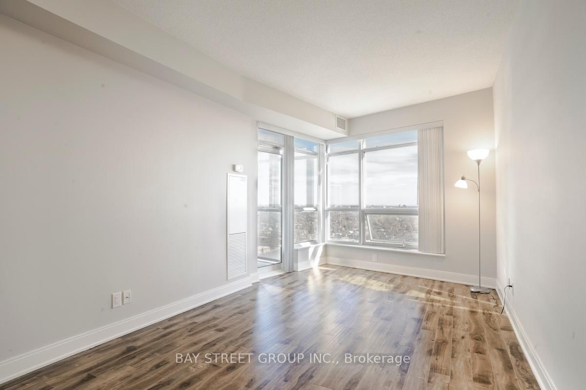 Condo leased at 2202-125 Village Green Square, Toronto, Agincourt South-Malvern West, M1S 0G3 - MLS: E11980892
