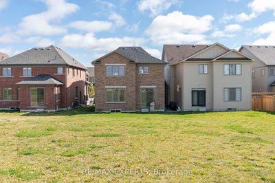 324 Windfields Farm Dr, Oshawa - Windfields image-0-3