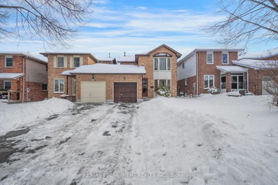 31 Hewitt Cres, Ajax - South East image-0-2